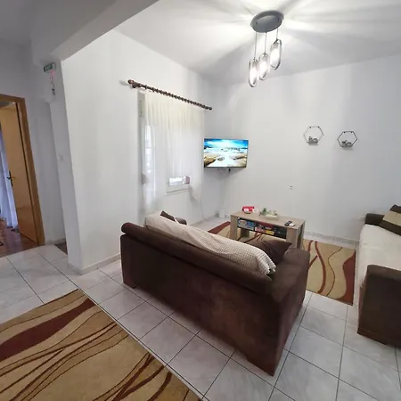 Iasonidis Apartament *